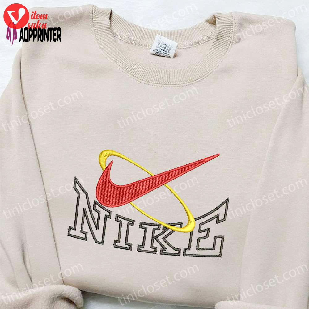 Stylish vintage x nike embroidered shirt & christmas hoodie custom t-shirt