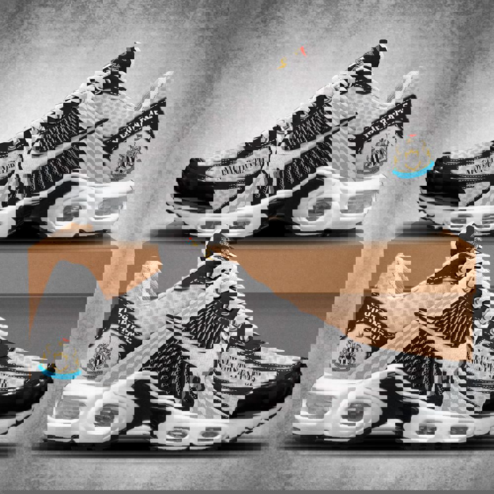 2025 Monochrome Air Sole Unisex Runner Sneakers