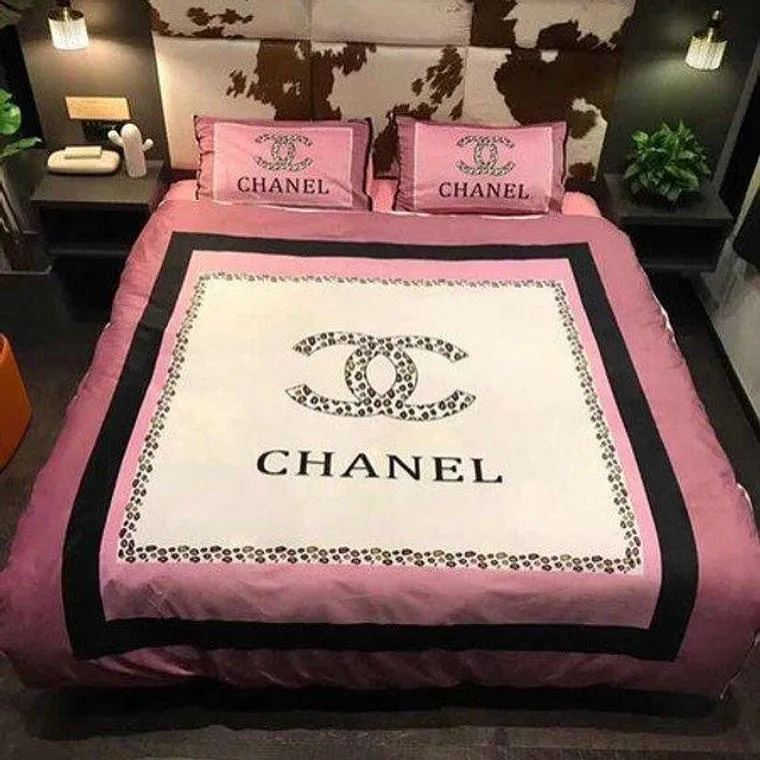 Chanel logo luxury fashion brand bed comforter bedspread duvet cover set