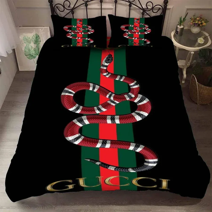Gucci black snake luxury brand high-end bedding set home decor