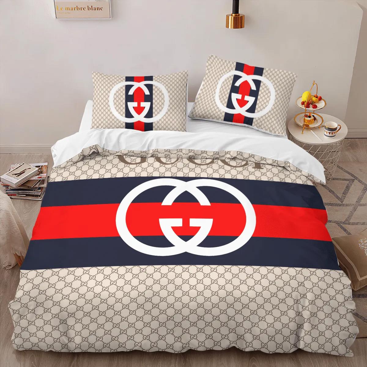 
                    
                gucci new hot fashion logo premium luxury brand high-end bedding set lv home decor
            
                
