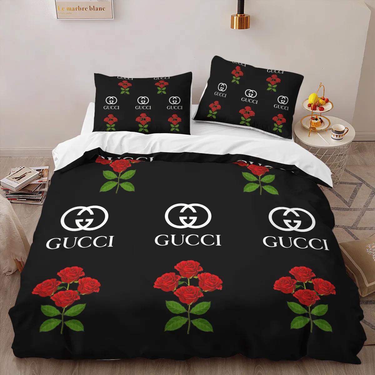 
                    
                gucci roses fashion logo premium luxury brand high-end bedding set lv home decor
            
                