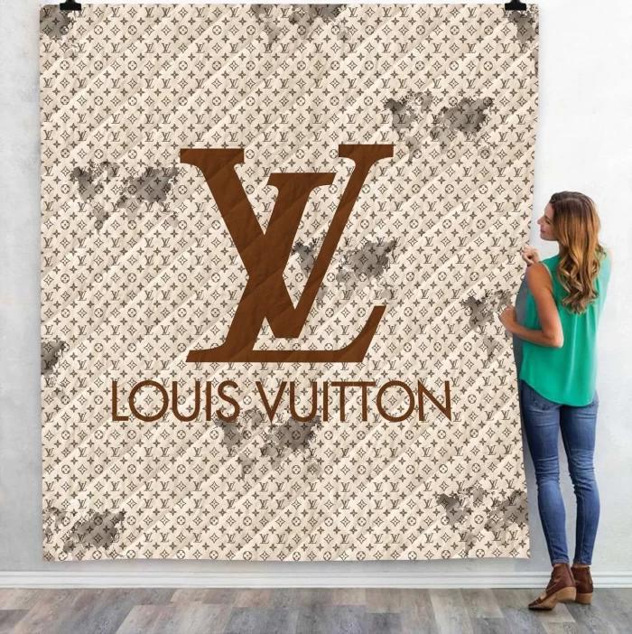 Louis vuitton beige logo fashion luxury brand premium fleece sherpa blanket sofa decor bl2025