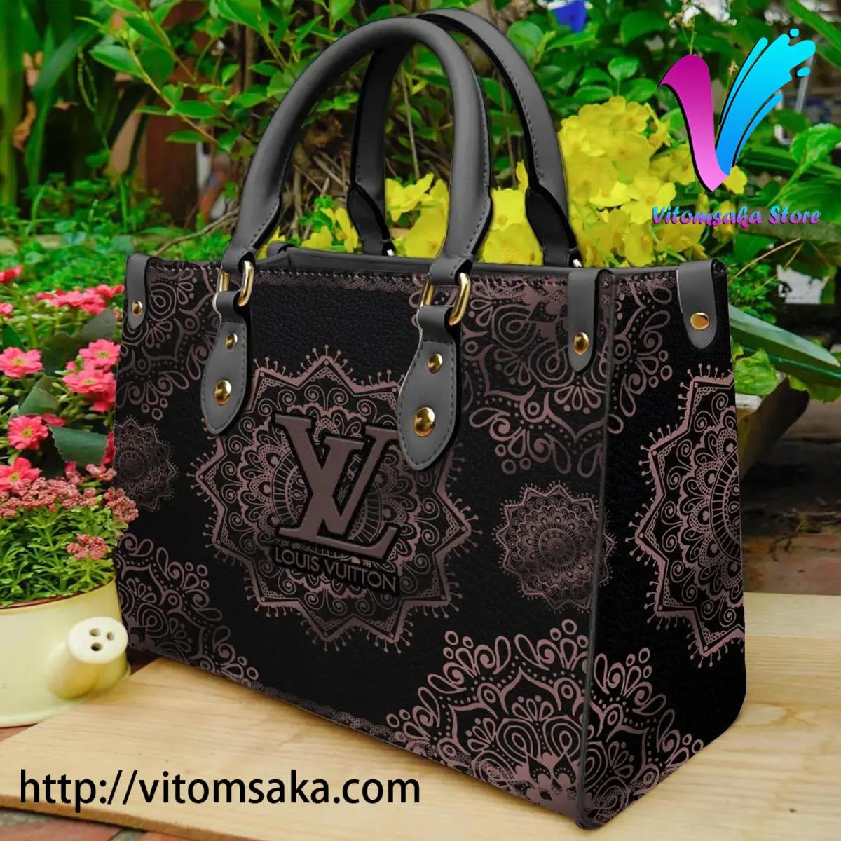 
            louis vuitton brown pattern luxury brand fashion women small handbag for beauty
          