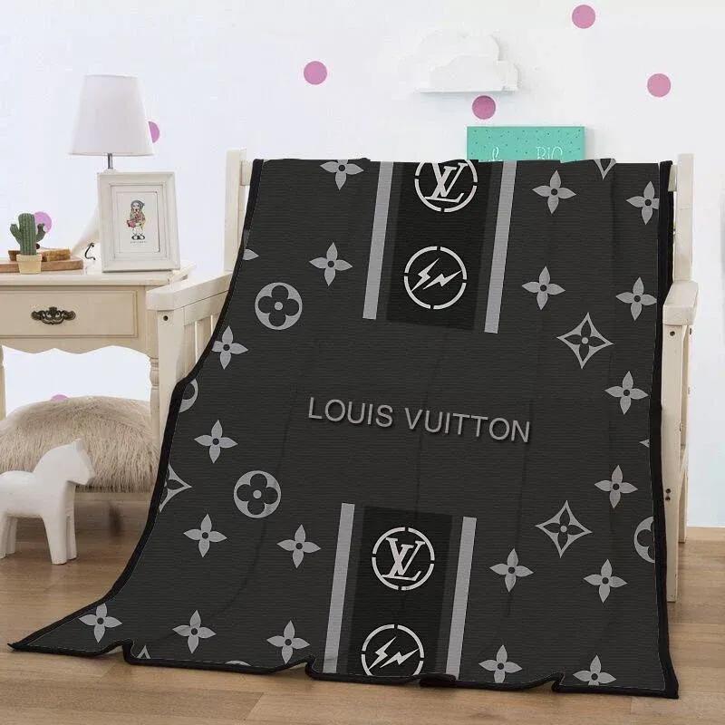 Louis vuitton dark fashion luxury brand fleece blanket comfortable blanket
