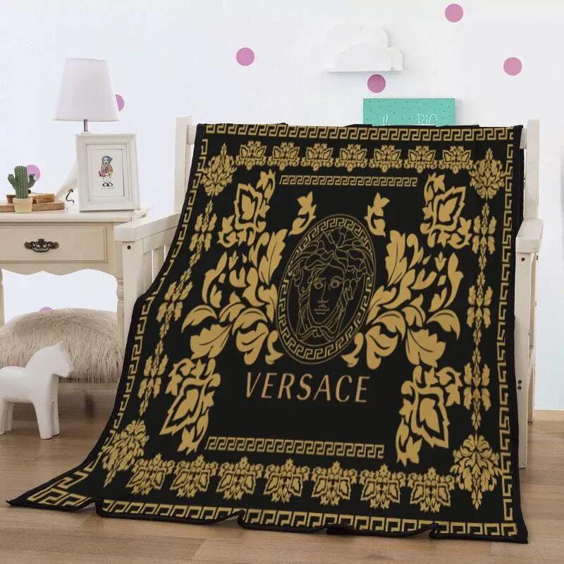 Versace new logo fashion luxury brand fleece blanket comfortable blanket