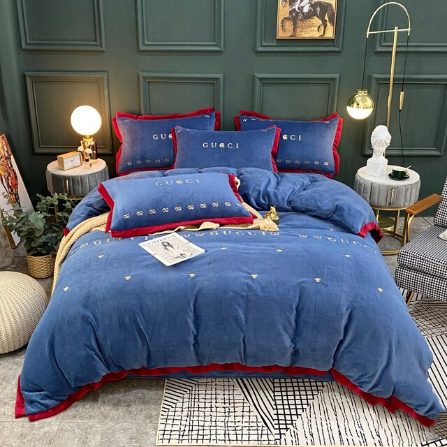 Gucci blue print luxury brand bedding set bedspread duvet cover set home decor hn
