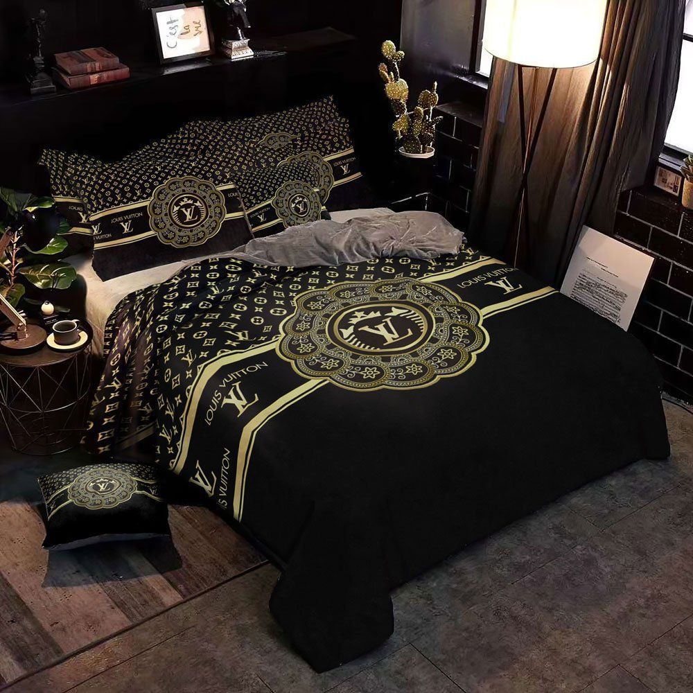 Louis vuitton black gold luxury brand high-end bedding set lv home decor ht