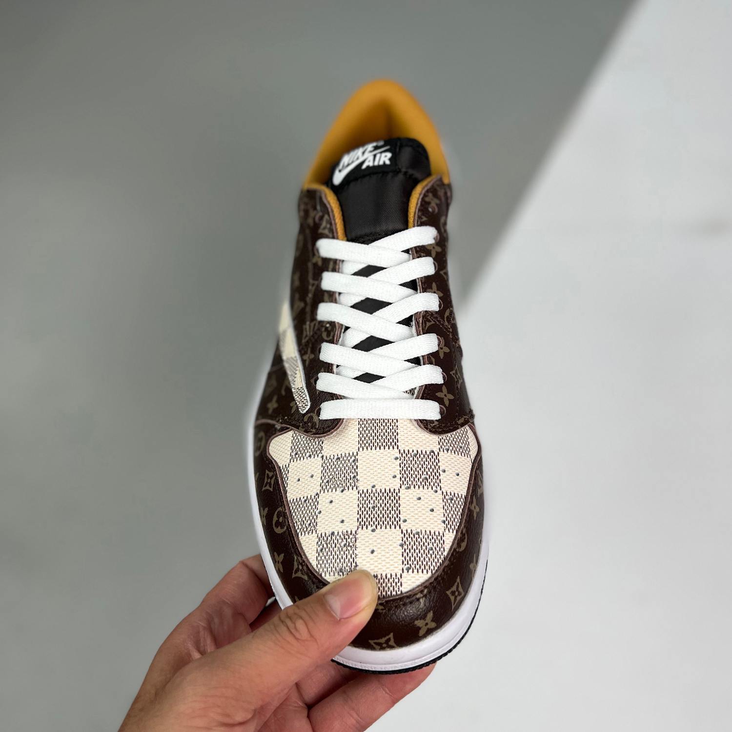 Louis vuitton x air jordan 1 low – 06dhlh12-203 – full size 36 – 45