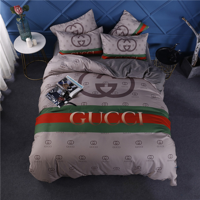 Gucci luxury brand bedding set bedspread duvet cover set hot 2023 home