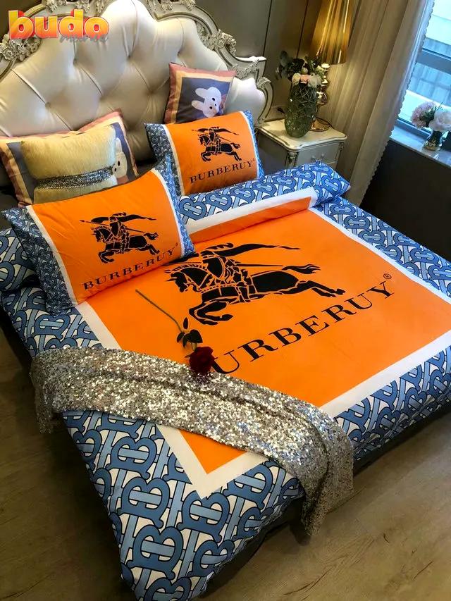 Burberry orange logo bedding set quilt sets duvet cover luxury brand bedding decor bedroom sets