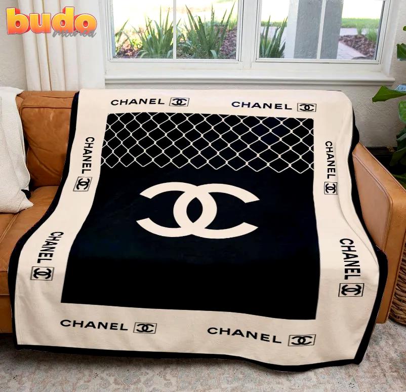Chanel logo luxury brand premium blanket fleece home decor