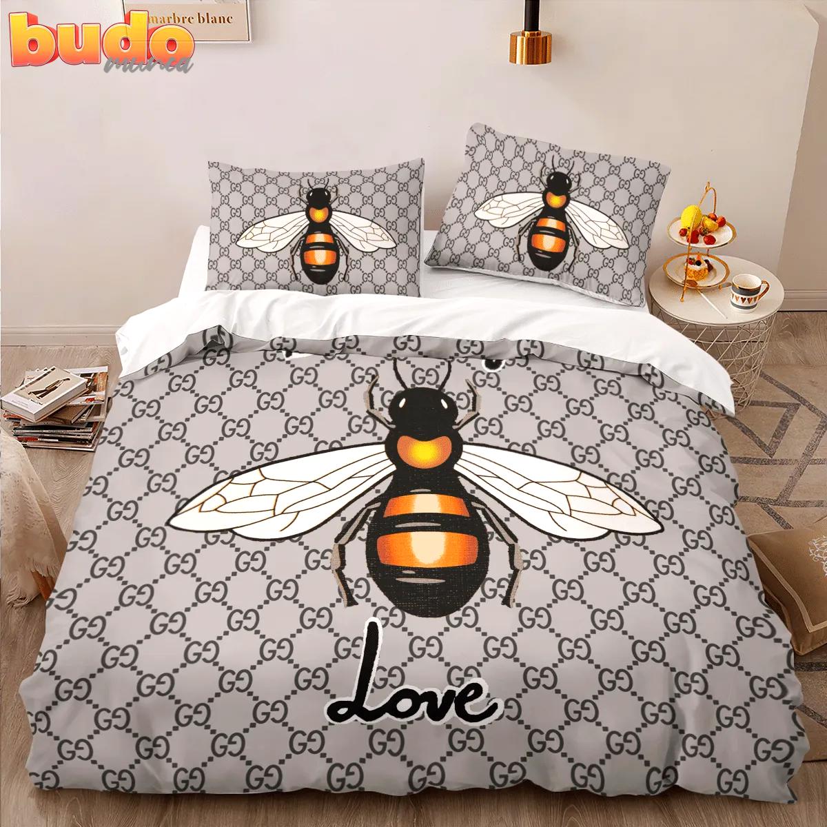 Gucci bee blind for love fashion logo premium luxury brand high-end bedding set lv home decor