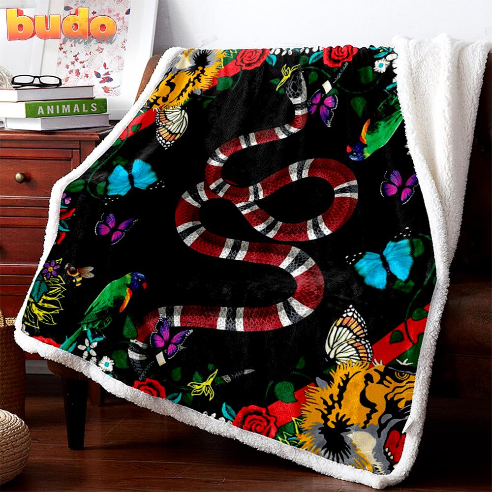 Gucci snake fashion logo luxury brand premium blanket fleece home decor