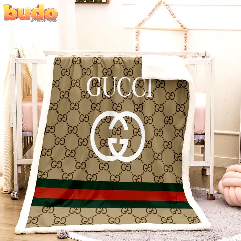 Gucci white logo beige luxury brand premium blanket fleece home decor