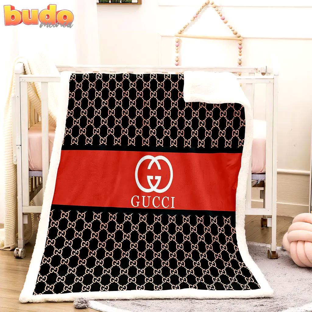 Gucci white logo red black luxury brand premium blanket fleece home decor