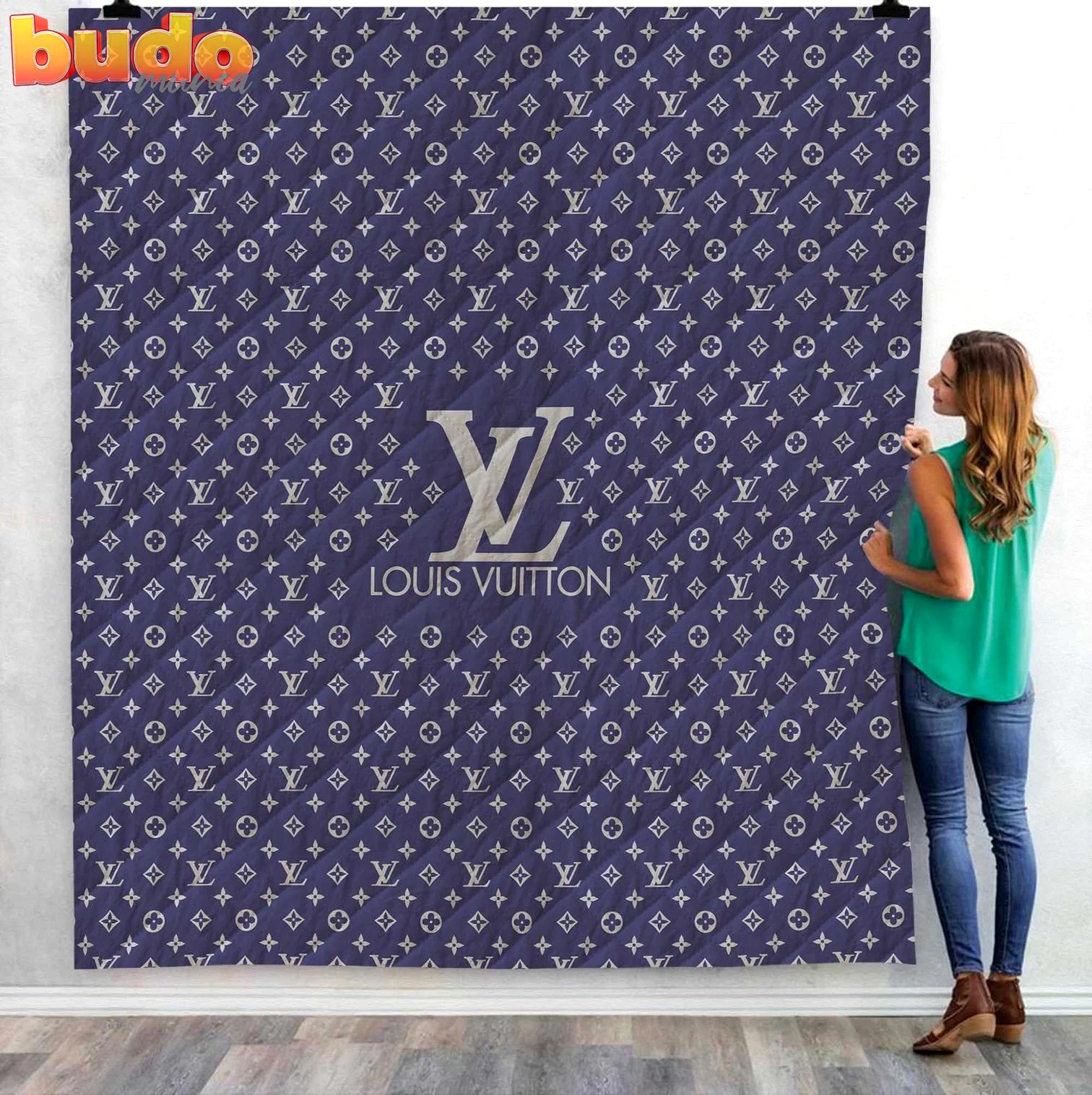 Louis vuitton fashion logo luxury brand blanket fleece home decor