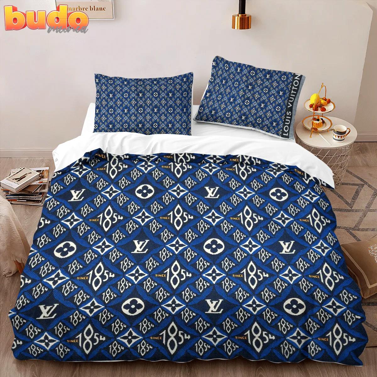 Louis vuitton fashion logo premium luxury brand high-end bedding set lv home decor