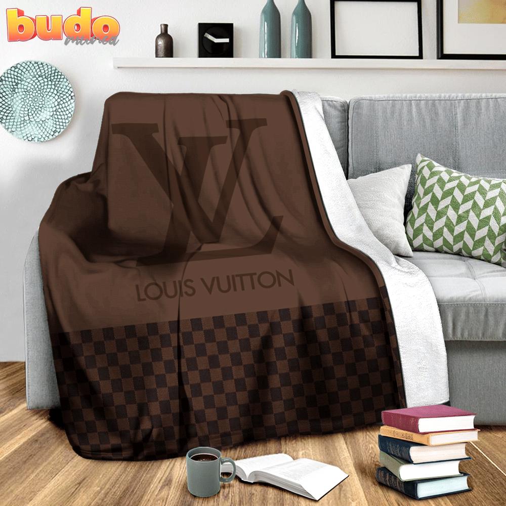Louis vuitton logo brown fashion luxury brand premium blanket fleece home decor