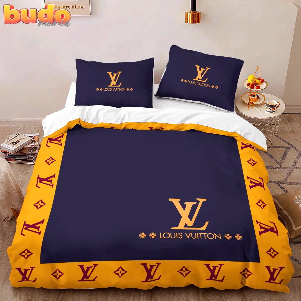 Louis vuitton new logo limited edition luxury brand high-end bedding set lv home decor