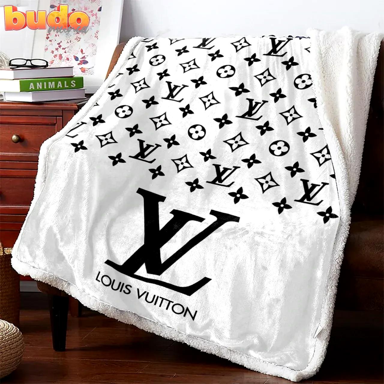 Louis vuitton white fashion logo luxury brand premium blanket fleece home decor