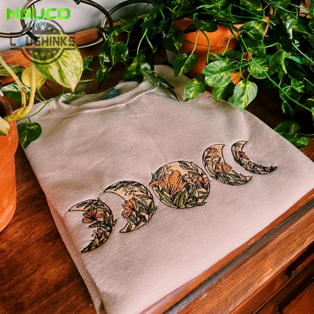 Tan floral moon phase embroidered crewneck  unisex embroidered pullover  embroidered sweatshirt  hippie boho apparel embroidery tshirt sweatshirt hoodie gift