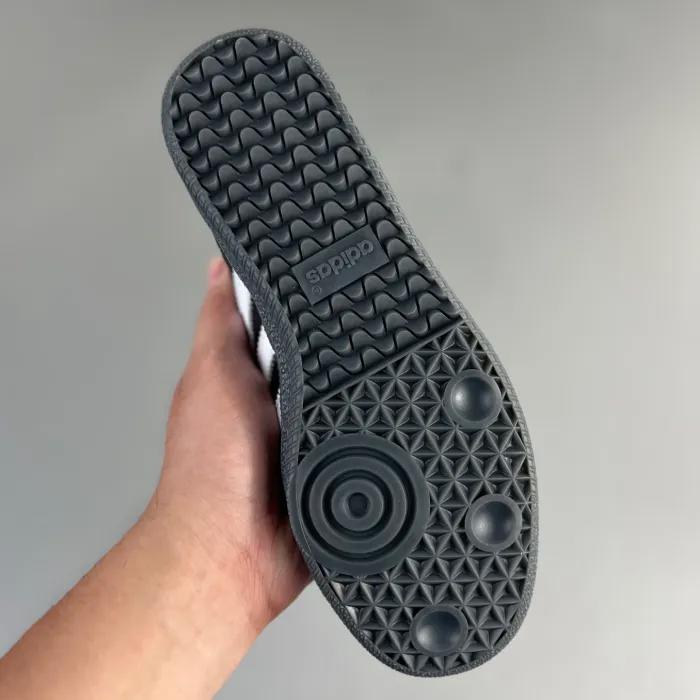 Adidas samba og samba classic
black white dark gum -000bqjowo2i