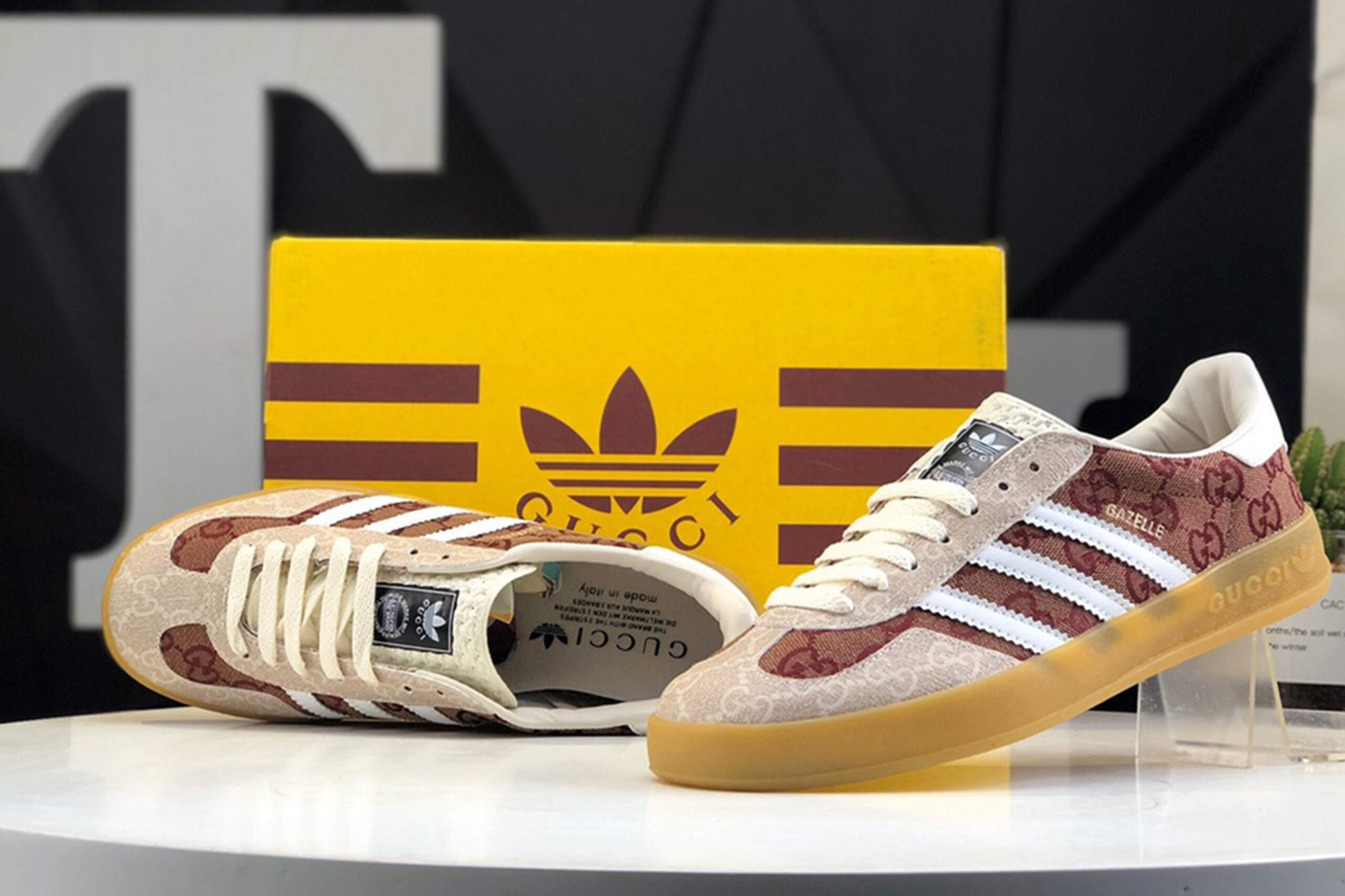 Adidas x gucci gazelle vgg monogram