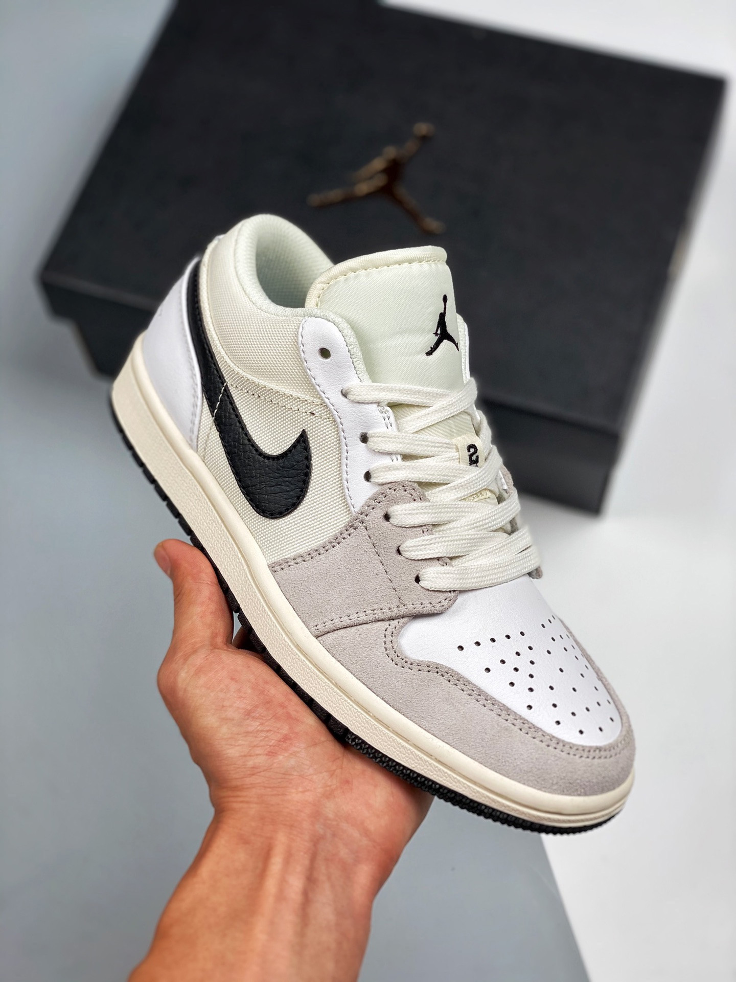 Air jordan 1 low astrograbber white/sail/black