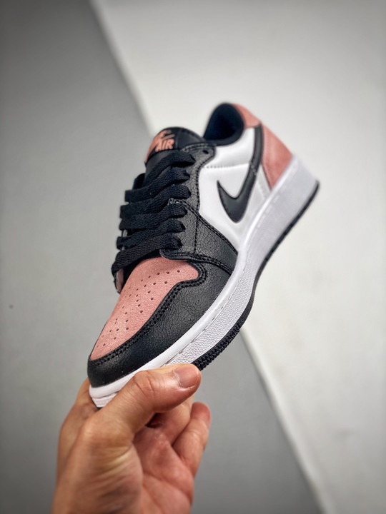 Air jordan 1 low black/bleached coral-white-grey fog cz0790-061