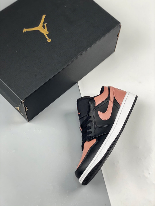 Air jordan 1 low black/crimson tint