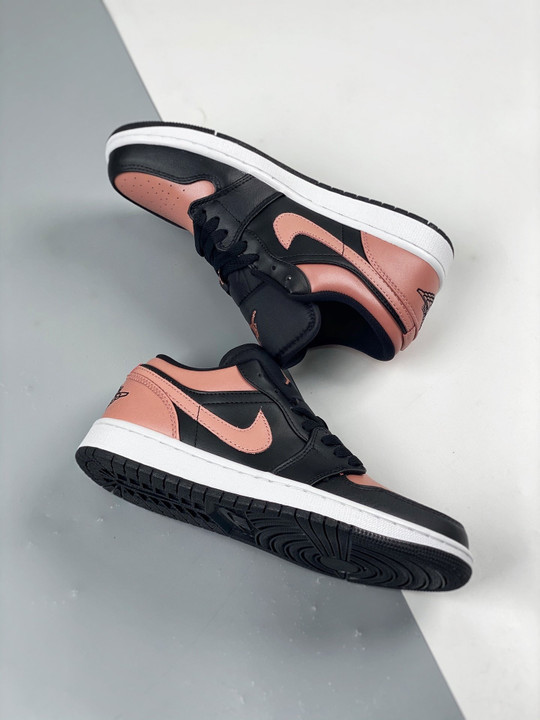 Air jordan 1 low black/crimson tint
