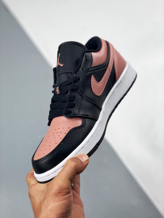 Air jordan 1 low black/crimson tint