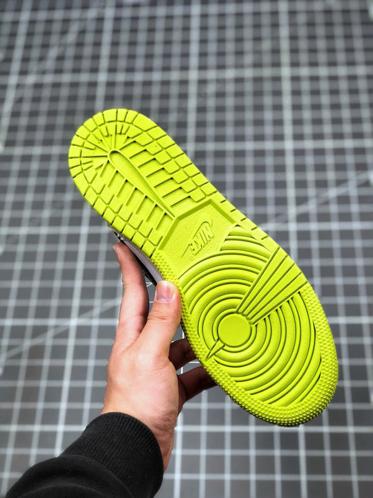 Air jordan 1 low black cyber ck3022-003