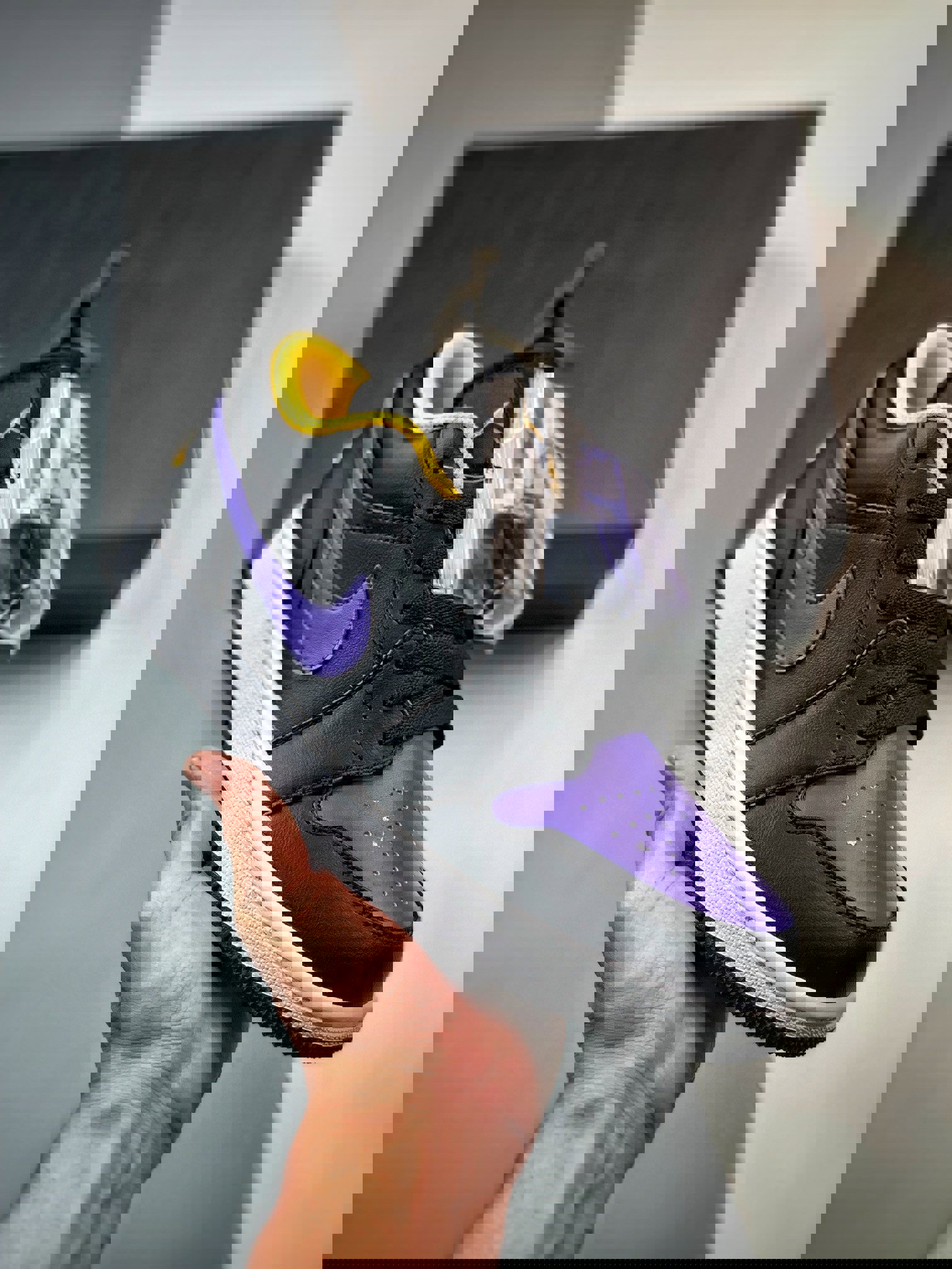 Air jordan 1 low black/dark concord-taxi 553558-075