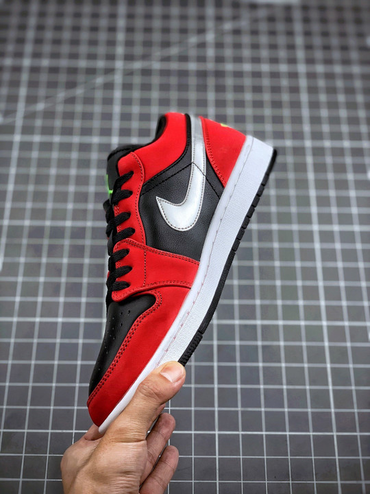 Air jordan 1 low black/green pulse-gym red-white