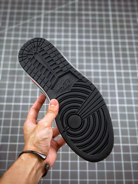 Air jordan 1 low black/green pulse-gym red-white