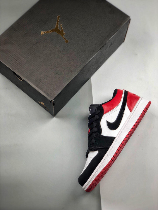Air jordan 1 low black toe black red 553558-116
