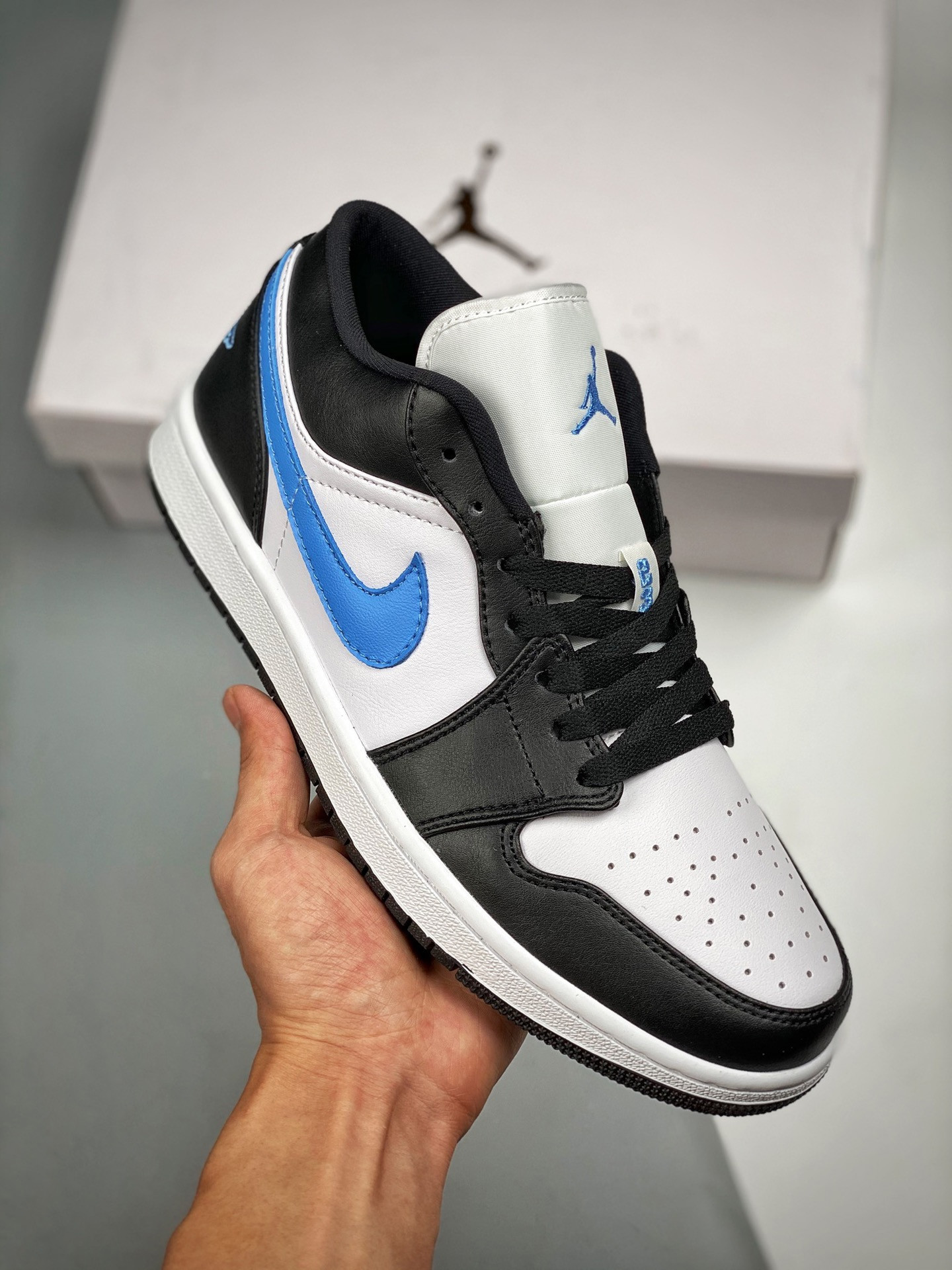 Air jordan 1 low black/university blue-white