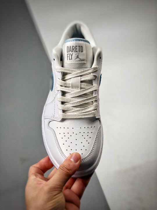 Air jordan 1 low dare to flywhite/blue fb1874-101