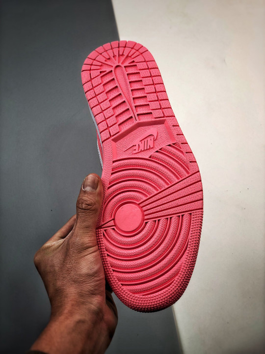 Air jordan 1 low desert berry/coral chalk-white 553560-616