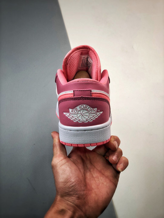 Air jordan 1 low desert berry/coral chalk-white 553560-616