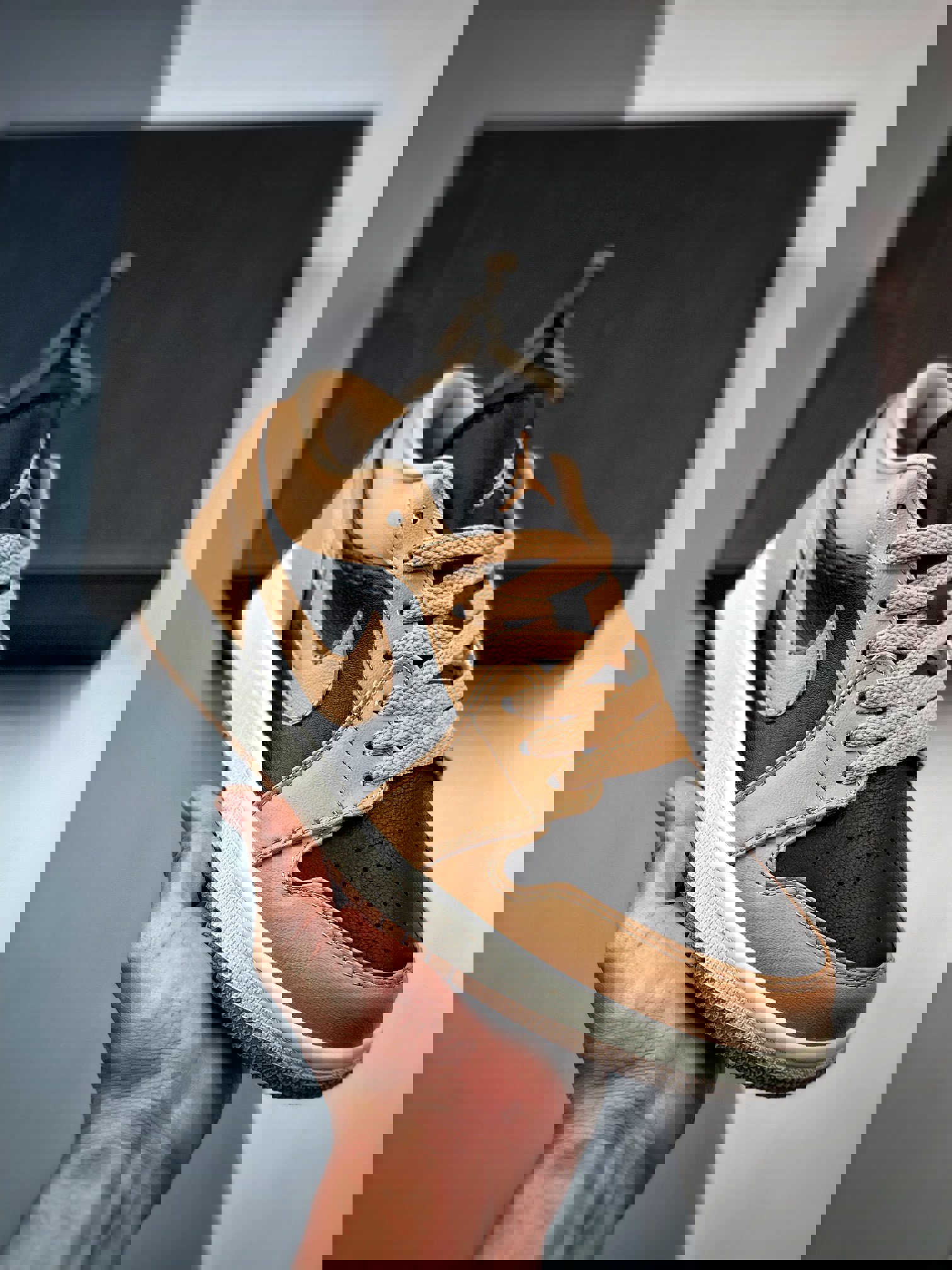 Air jordan 1 low desert/black-sail dv0774-201