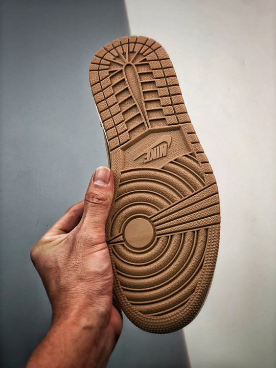 Air jordan 1 low desert/black-sail dv0774-201