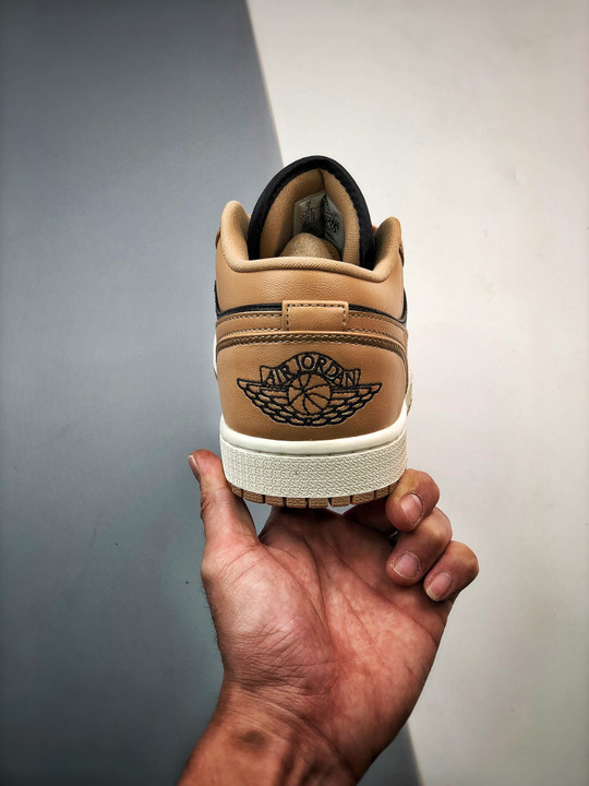 Air jordan 1 low desert/black-sail dv0774-201