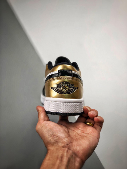 Air jordan 1 low gold toe cq9447-700