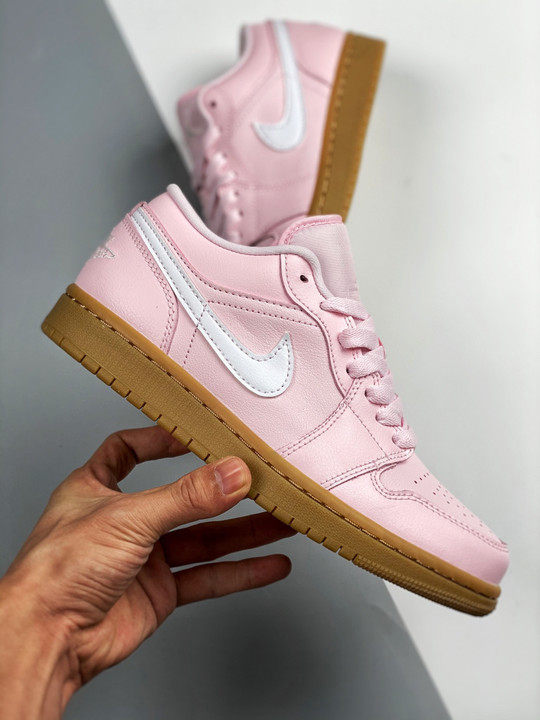 Air jordan 1 low gs arctic pink/white-gum light brown