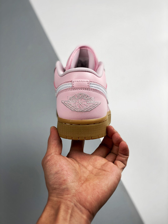 Air jordan 1 low gs arctic pink/white-gum light brown