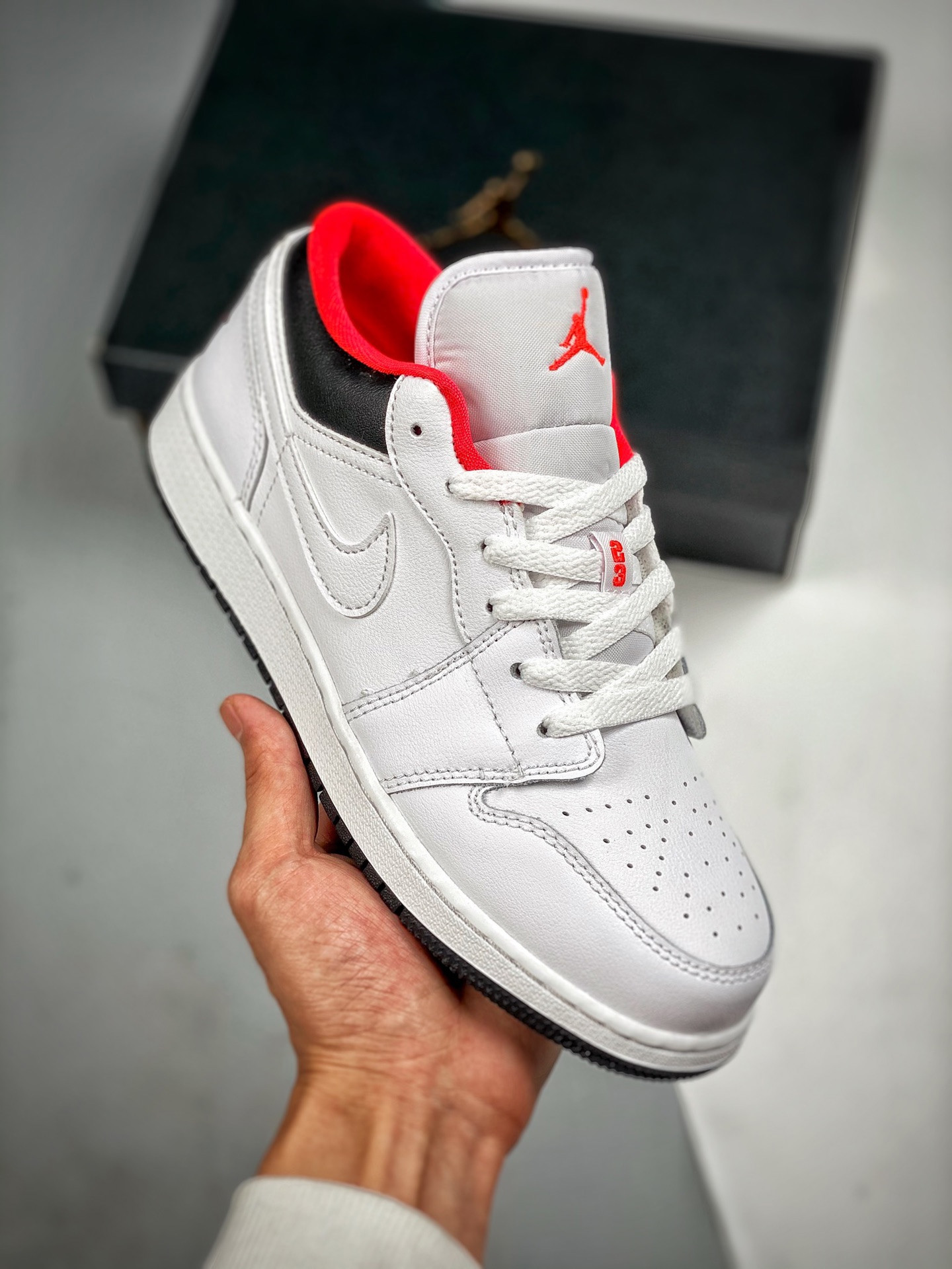 Air jordan 1 low gs chicago home white black red