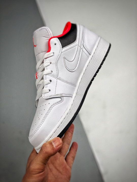 Air jordan 1 low gs chicago home white black red